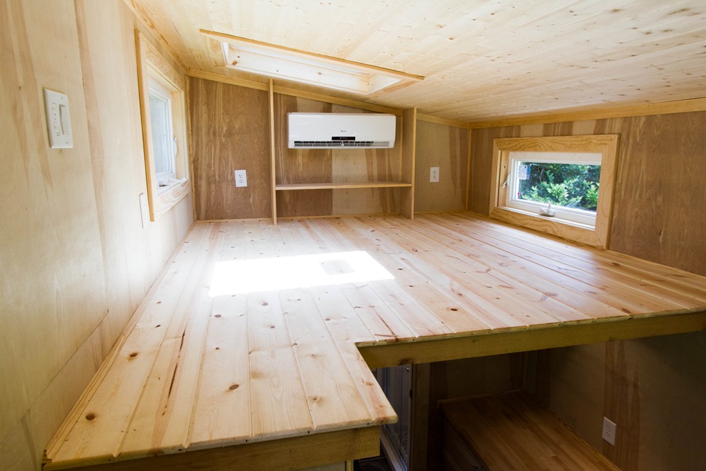 Custom Tiny House 16