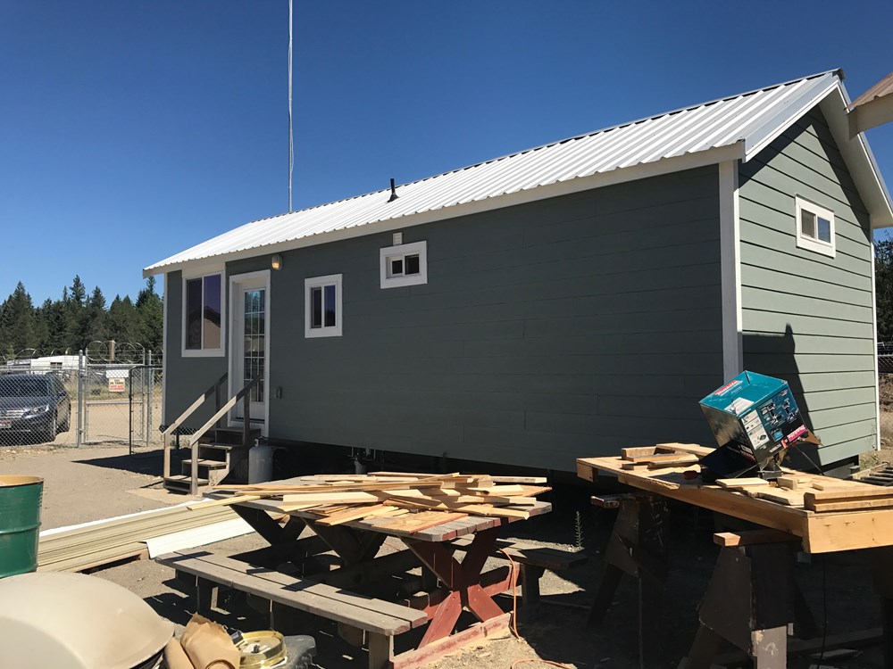 Tiny House For Sale Tiny Portable Cedar Cabins Ground